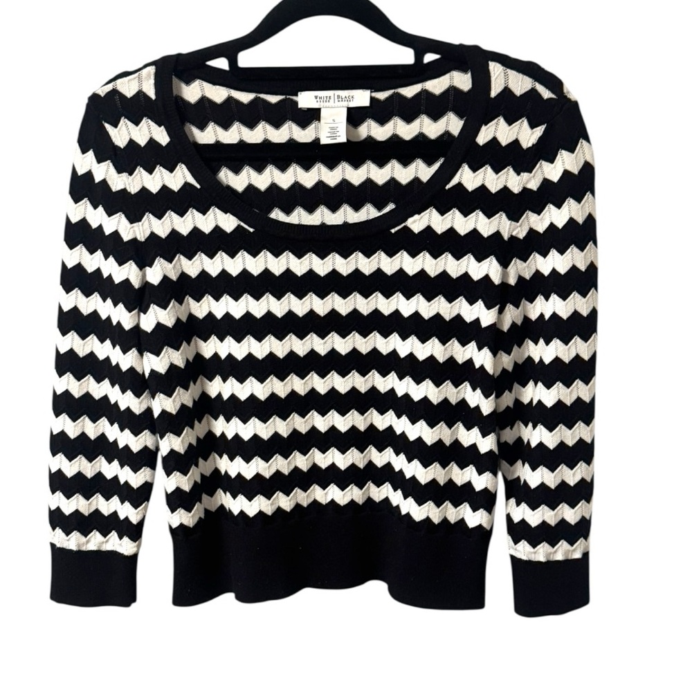 White House Black Market Chevron Knit Sweater Black White Womens Small Thin Knit